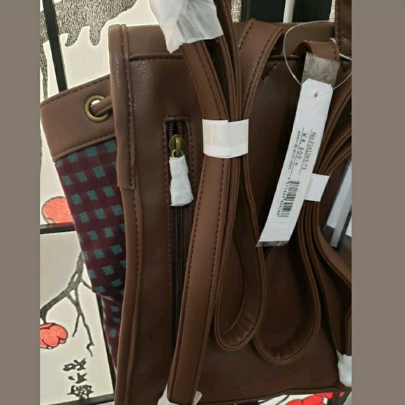 Ladies Wappen Backpack (11" x 9.8" x 9.4") NWT - Picture 4 of 7